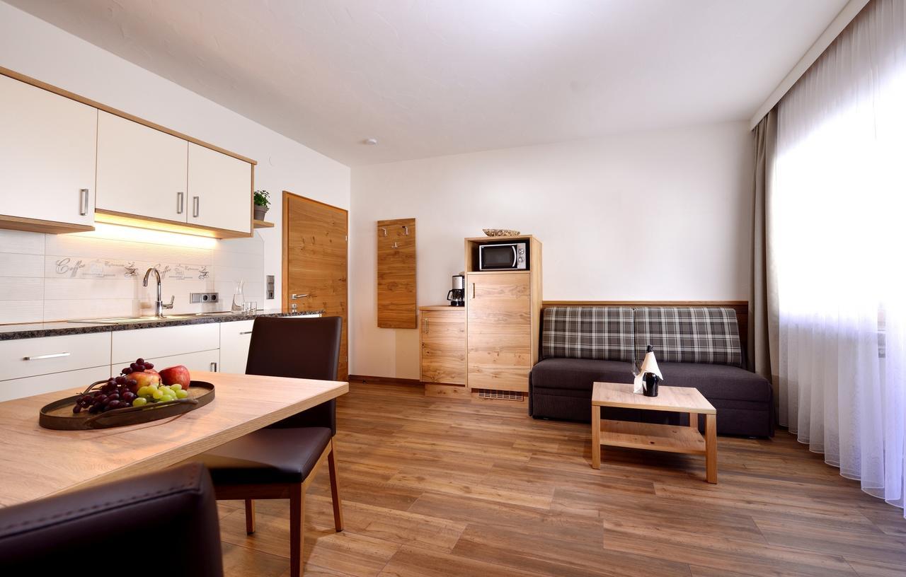 Aparthotel Garni Monte Kartitsch Exterior photo